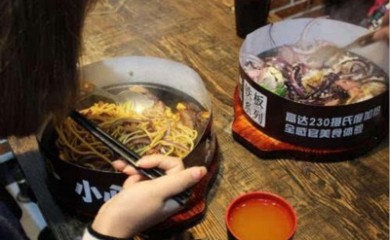 创业少走弯路 铁板拌饭美味不一样